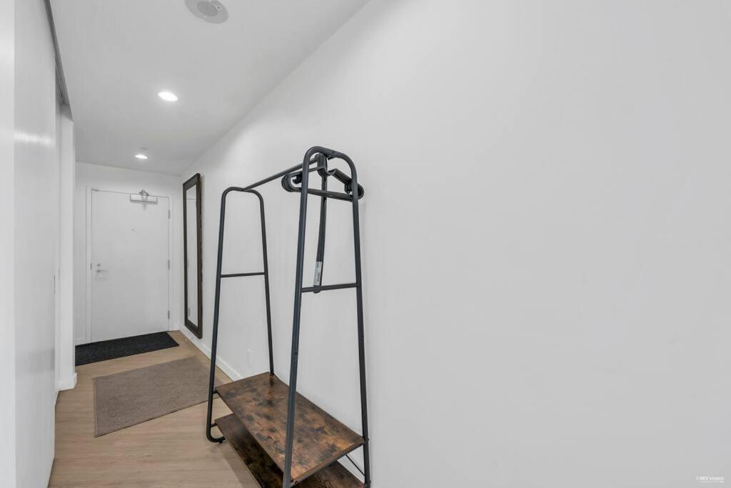 Skyview, 40Th Floor! 2Br Condo In Downtown Vancouver Eksteriør billede