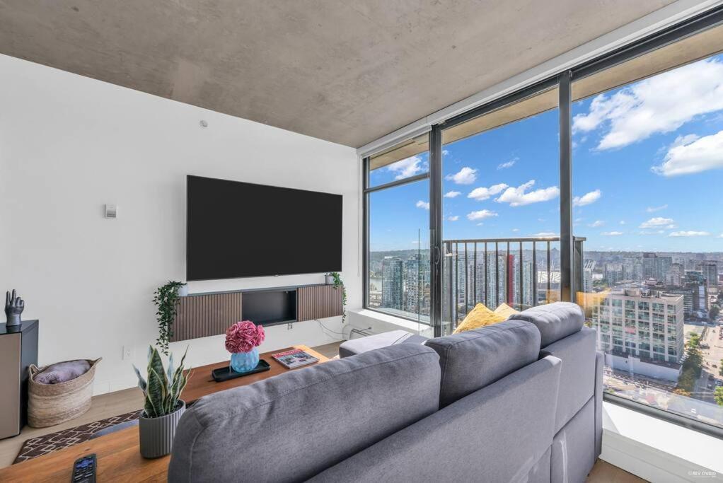 Skyview, 40Th Floor! 2Br Condo In Downtown Vancouver Eksteriør billede