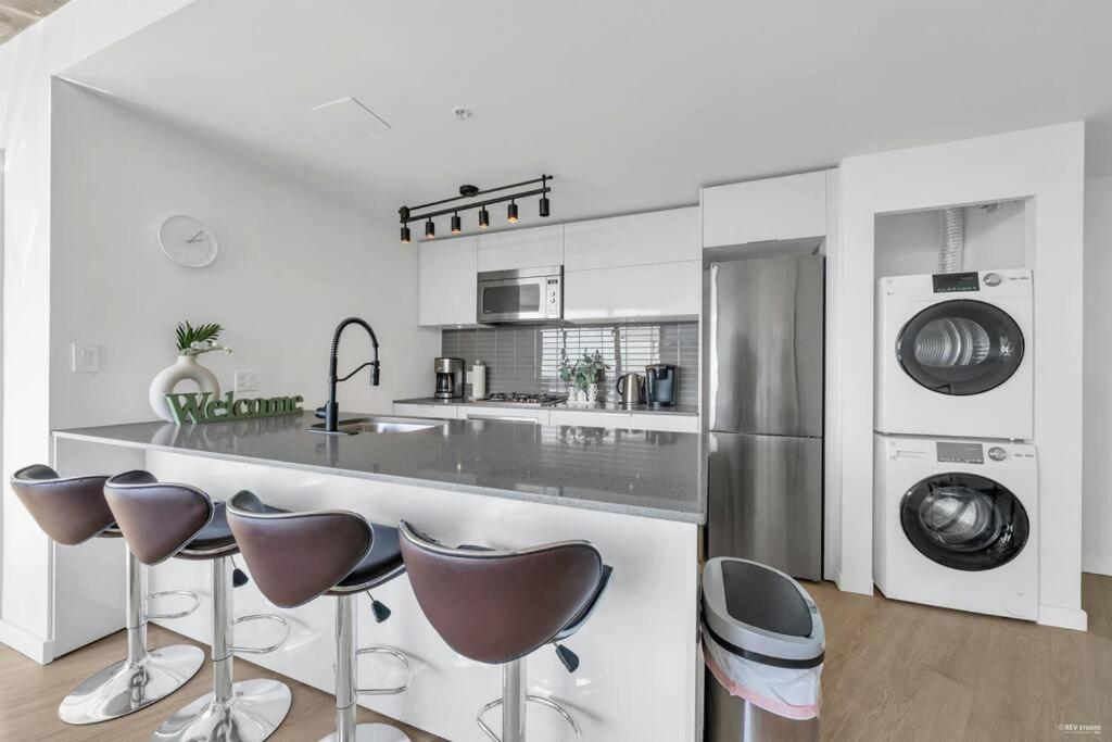 Skyview, 40Th Floor! 2Br Condo In Downtown Vancouver Eksteriør billede